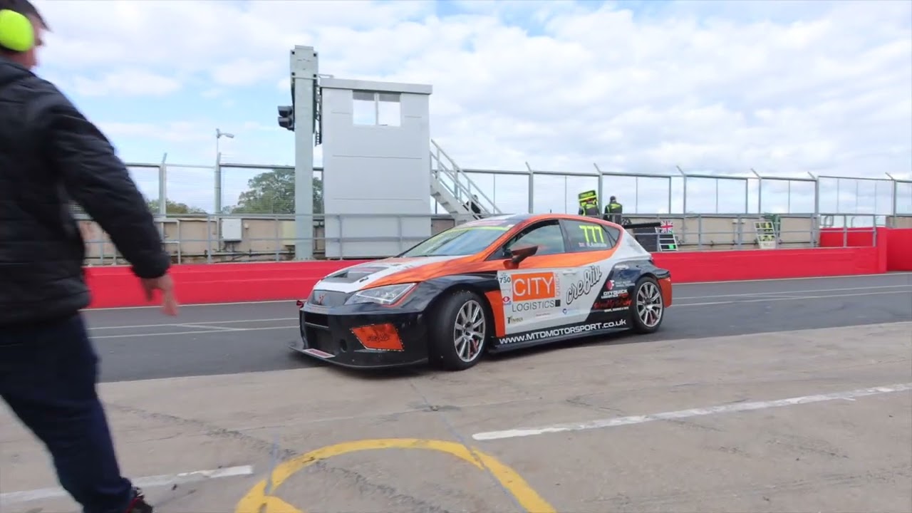 🏁 Round 6 and final of 2023 750MC - Roadsports at Donnington Park Race Circuit 🏁