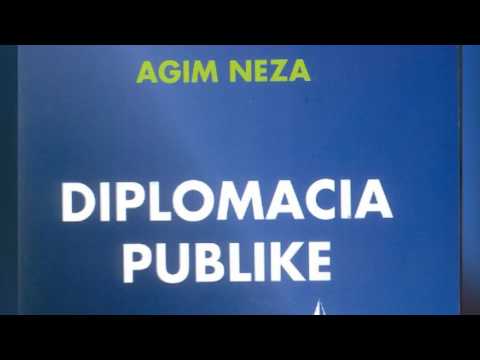 Video: Pyetja Nuk është Në Etikën Profesionale, Por Në Vendin E Kësaj Arkitekture Në Vetëdijen Publike