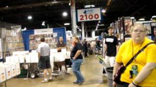 Walking around Wizard World 09'