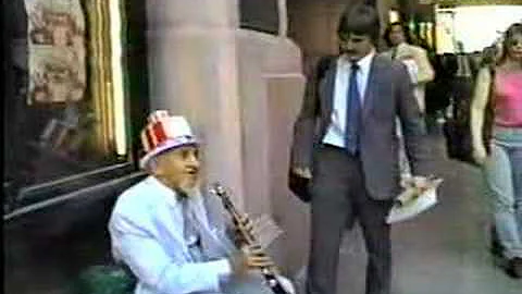 Lance Larkin - Hungarian Clarinet Player