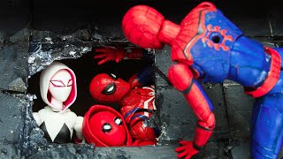 Spider-Man Escapes From Prison Fighting Hulk | Figure Stop Motion