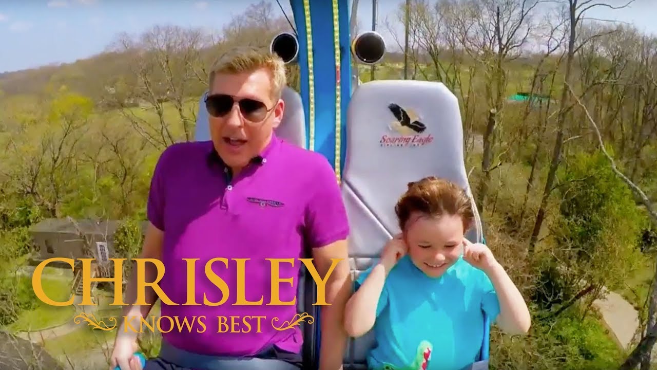 Todd Rides The Zip Line | Chrisley Knows Best | USA Network - YouTube