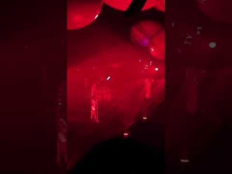 紅   live  告五人   宇宙的有趣   高雄巨蛋   20230730