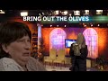 Fear of olives (Bring out the olives) the Maury Povich show (2000)