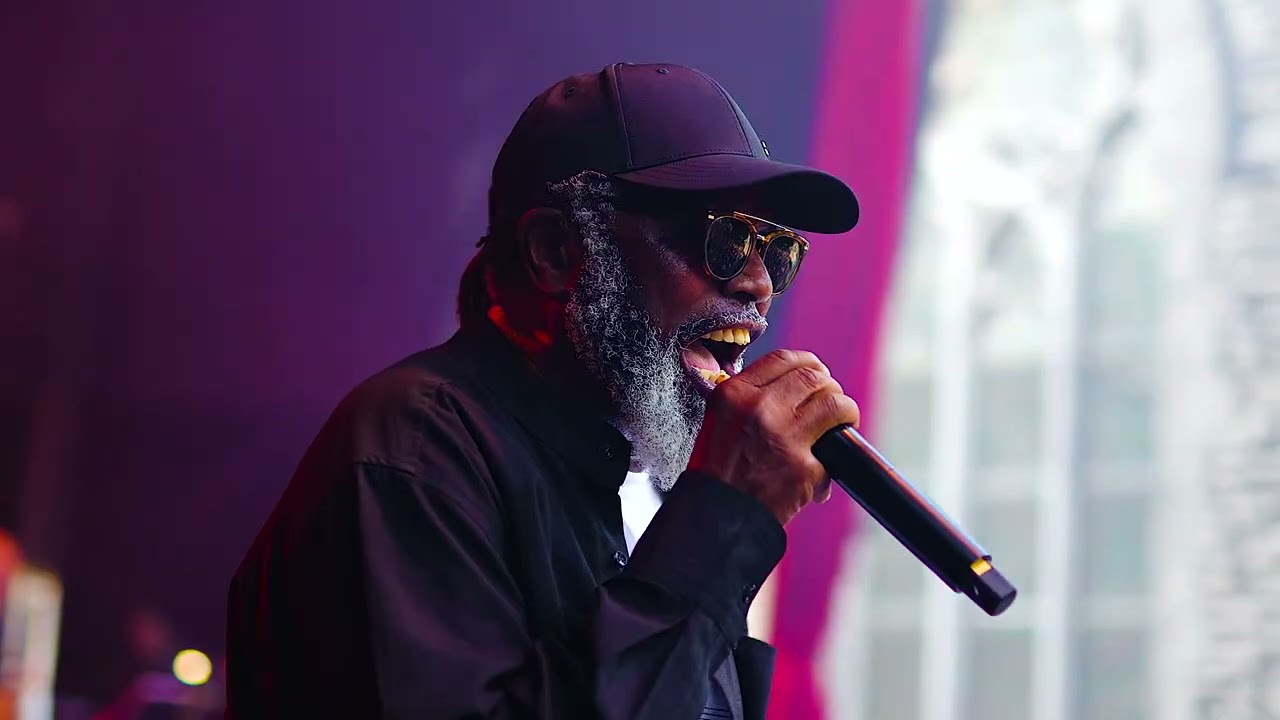 Edward Buadee – Mind Revolution (Live at Ghentfest, Belgium)