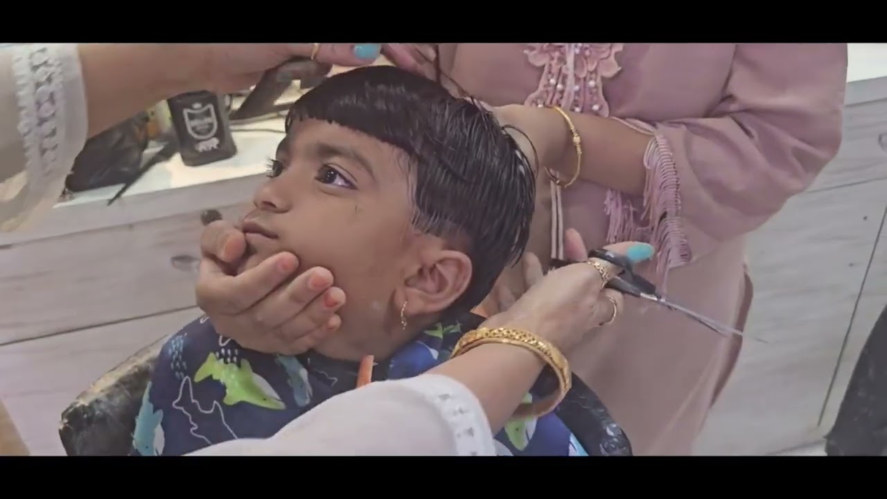 Baby Hair Cut Kiya & Explain Too | She Was Blushing☺️ #haircut #foryou #youtubevideo