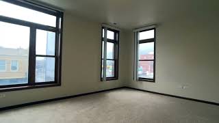 464 N  Ashland Ave #2B