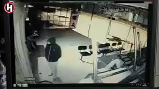 İnternet Kafenin Önündeki Atariden Bozuk Paraları Çaldı