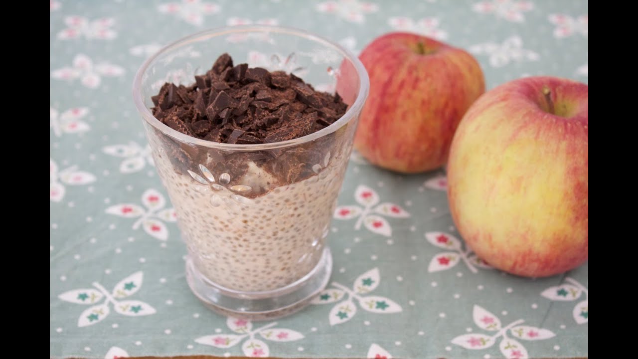 Chia Samen Rezept: Chia Pudding mit Hafermilch, Apfel und Schokolade ...