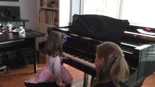 Noa - Hot Cross Buns