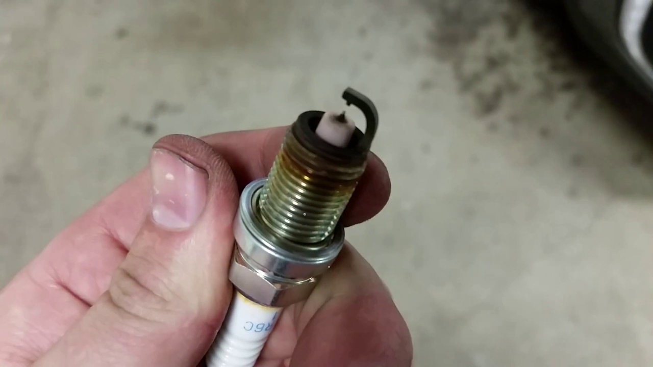 20112017 Mitsubishi Outlander Sport Checking Spark Plugs At 30K