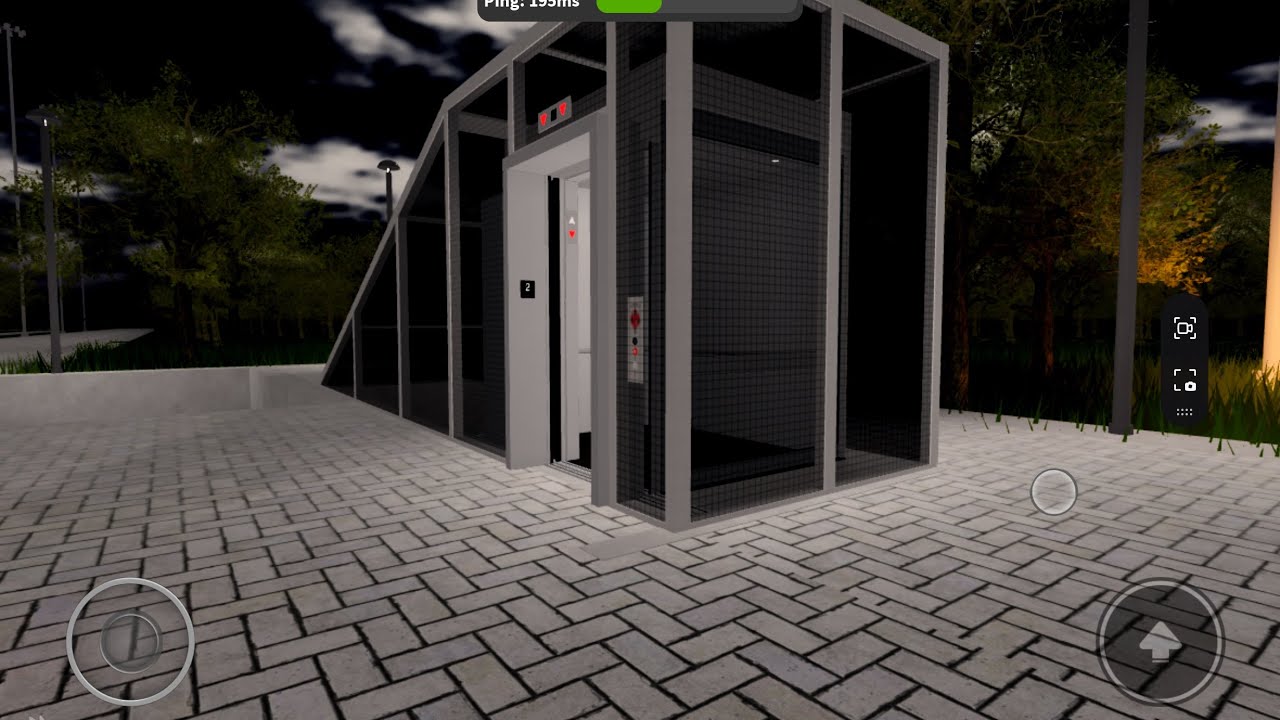 With Justin:Kone Traction Elevator To Tunnel at 645 Consession Plaza in Roblox 