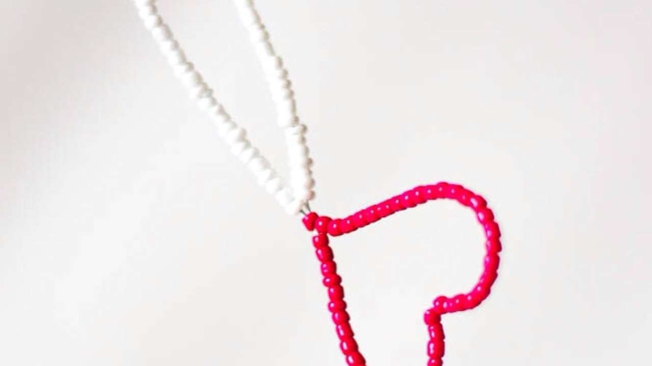 Collana Con Croce E Rosa In Acciaio Inox - Ciondolo Religioso Regolabile 59 Cm, Gioiello Cristiano Per Donna