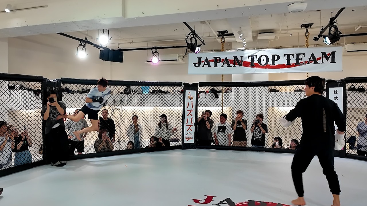 試合前の公開練習イベントで朝倉海が暴れたい放題...。