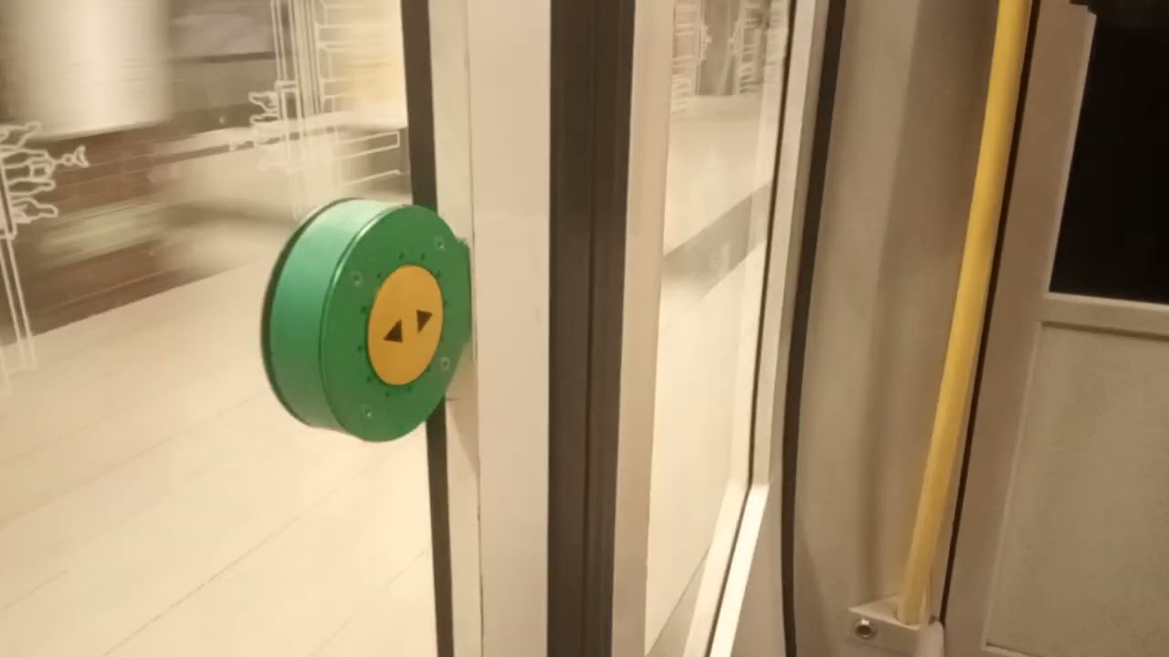 Mitfahrt auf der U7 von Hermannplatz Bis Zwickauer Damm im H Zug 5022-6 Teil 3