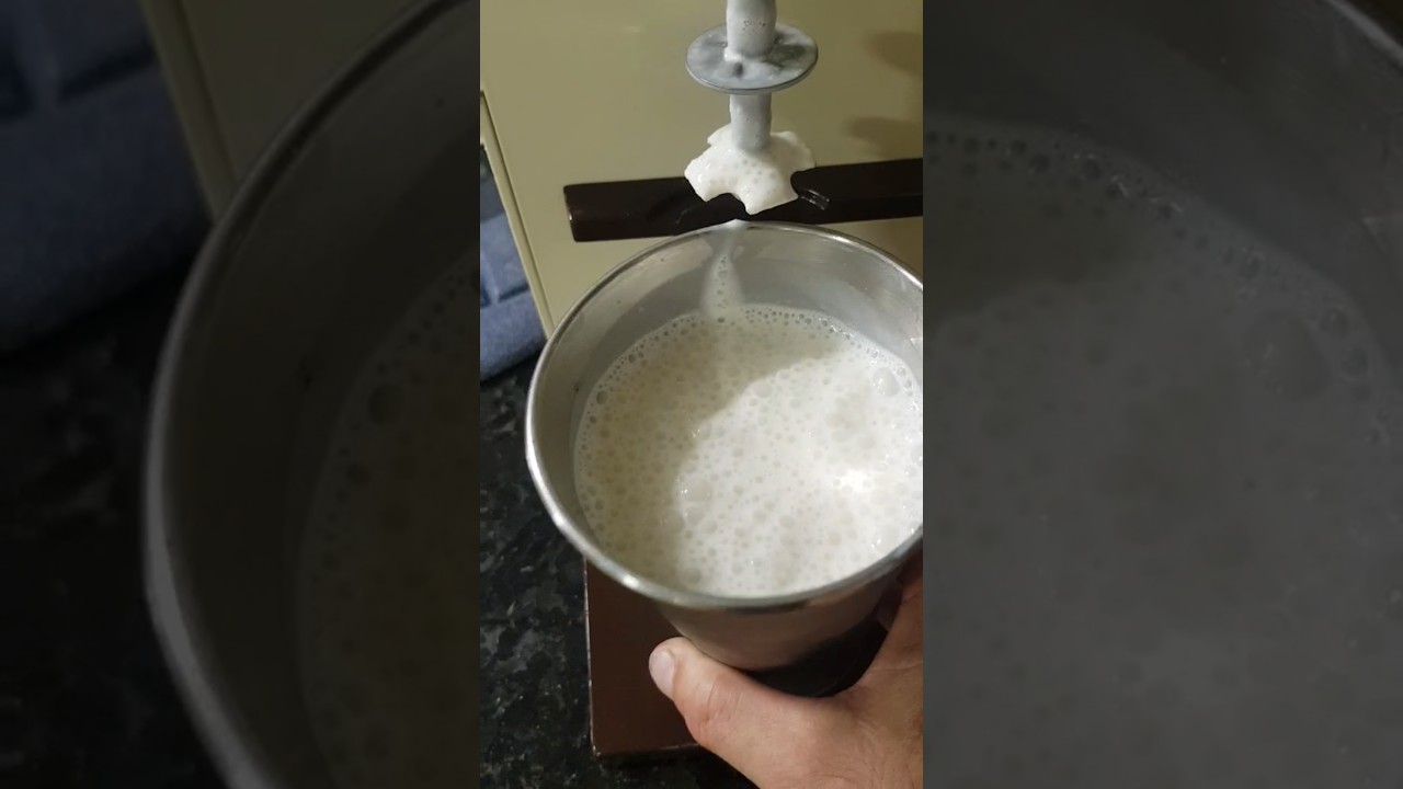 Знаменитые  миксеры для молочных коктейлей за 10-11 копеек стояли в отделах советских гастрономов