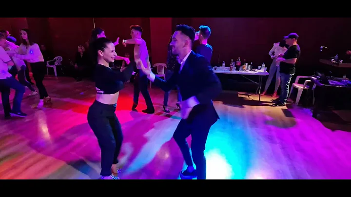 Stefan-Cosmin & Stefania - Bachata social dance