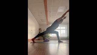Ловите утреннюю дозу спокойствия  — моя йога-практика 🧘♀️✨