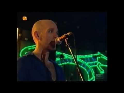 R.E.M. - Walk Unafraid (Live 1999)