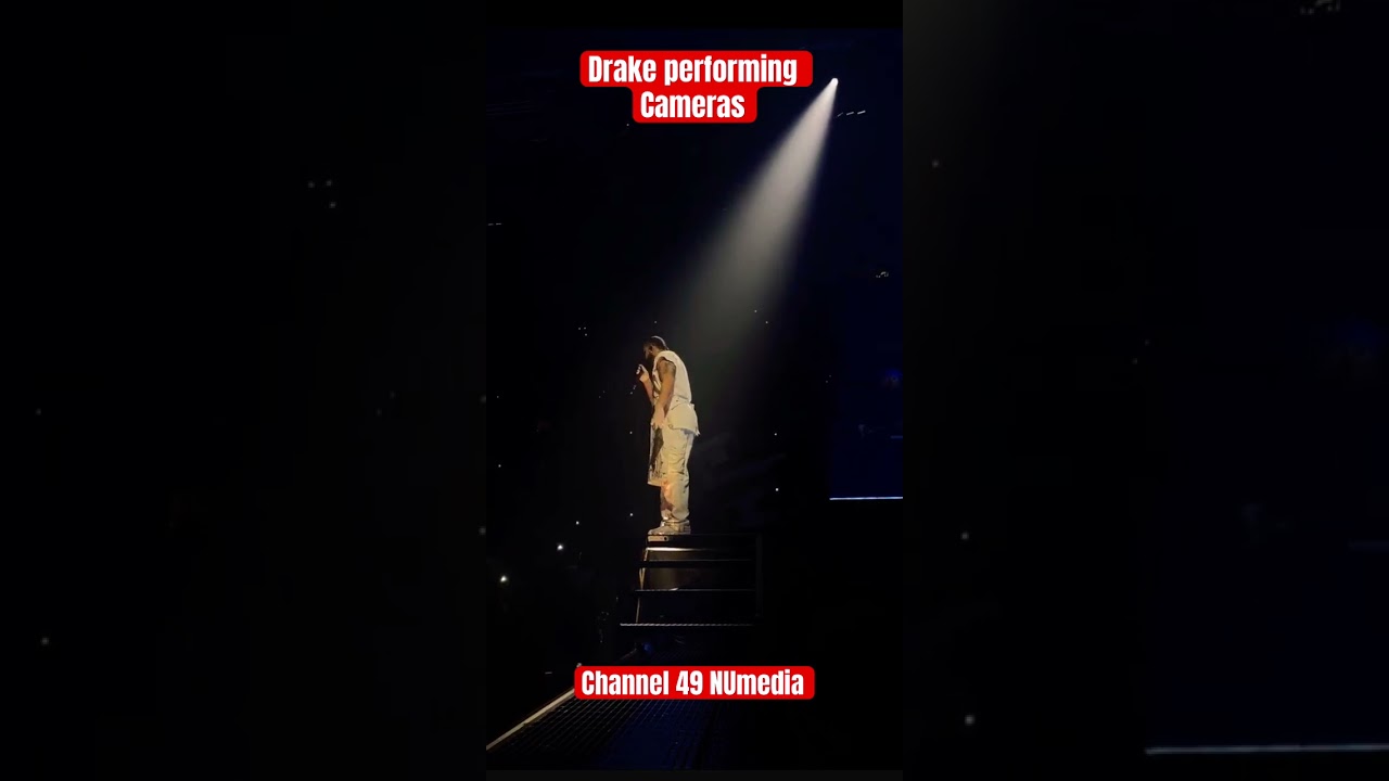 Drake performing Cameras live in Las Vegas 2023. 