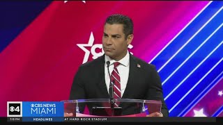 Commissioner calls for Miami Mayor Francis Suarez to resign