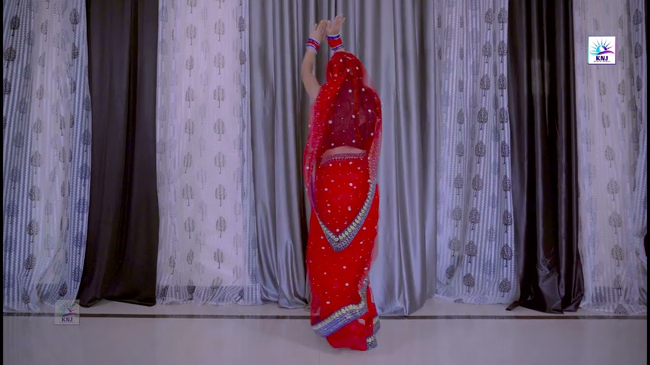 Tera Pallu Sarka Jaaye      Nayi Bahu Ka Dance  Bollywood Songs  Superhit Dance