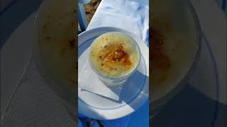 285. Pranzo sulla spiaggia,Saint-Tropez, Costa-Azzurra,Francia.#travel  #france #costaazzurra #mare