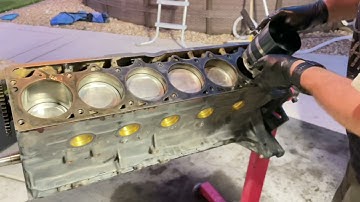 4.0L 6 Cylinder Jeep Engine Rebuild - Piston Installation - Piston Rings - Went great!!!