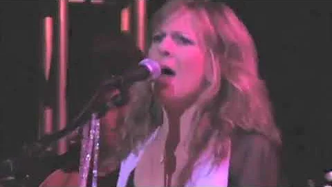 "THE CHAIN"   Tribute to Fleetwood Mac, featuring ...