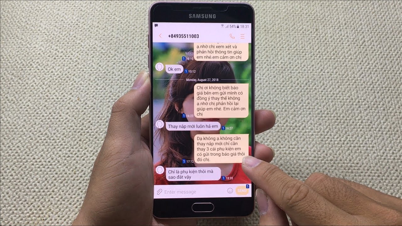 Thay đổi nền tảng SMS trên điện thoại thông minh của Samsung là điều rất đơn giản và có thể giúp bạn tạo ra một phong cách riêng cho mình. Hãy xem hình ảnh liên quan để biết thêm về tính năng này.