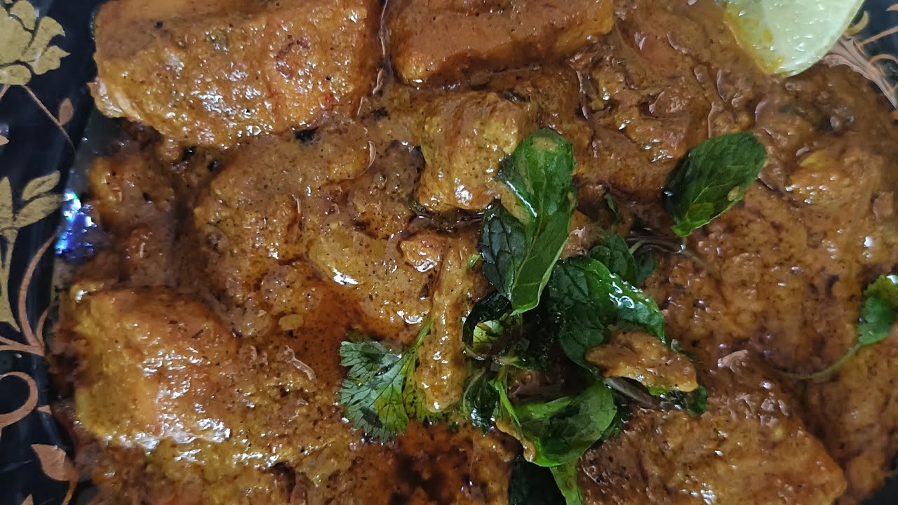 Mahira's kitchen lLatcha paratha with Dum chicken |#ramzan 