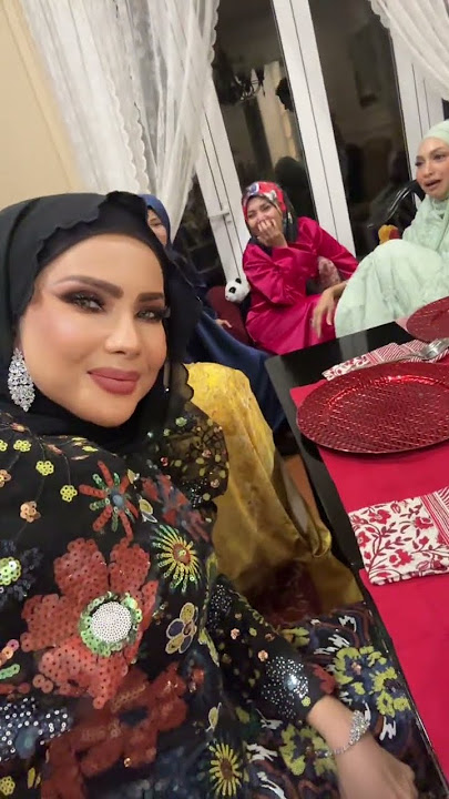 When Rozita Che Wan Siblings Get Together