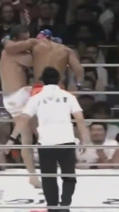 Pride GP 2005 #shogun #overeem #mma #pride #valetudo completo https://youtu.be/JDEemHFzN9w