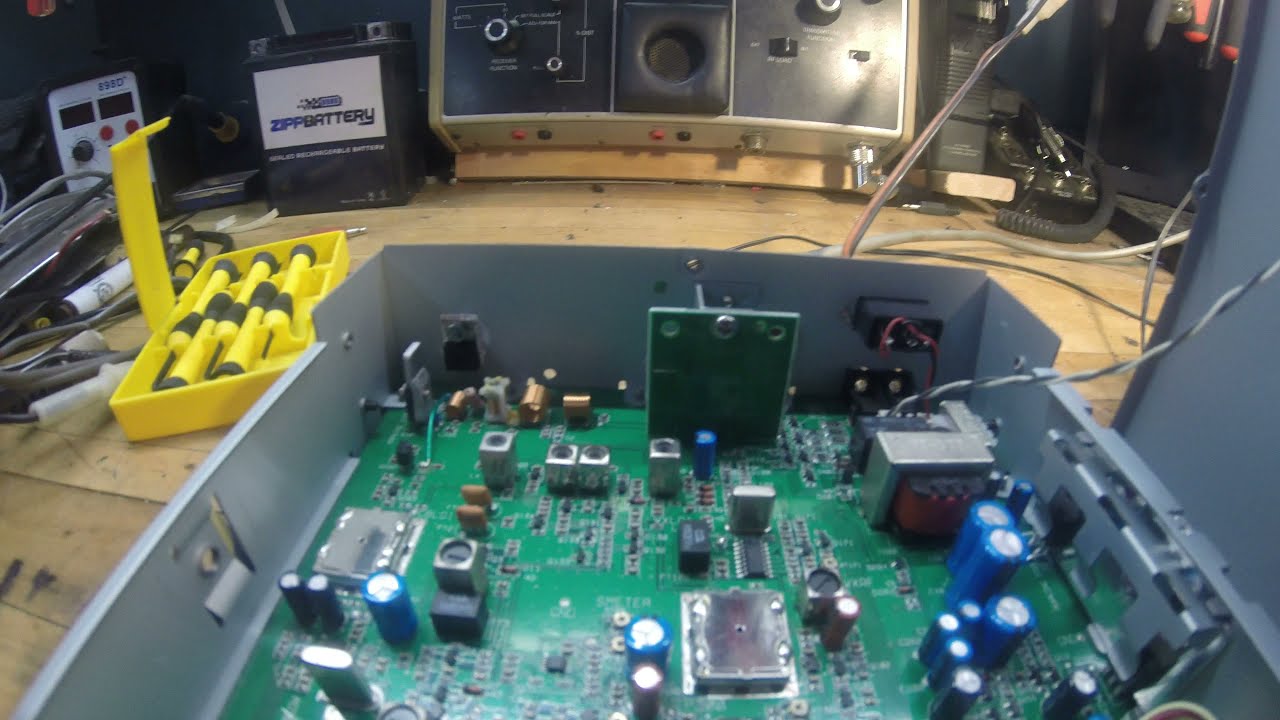 Uniden Bearcat 880 40 Channel CB Peak Tune YouTube