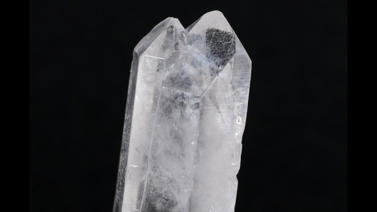 タントリックツイン 水晶 結晶 17.1g / Tantric Twin Quartz - YouTube