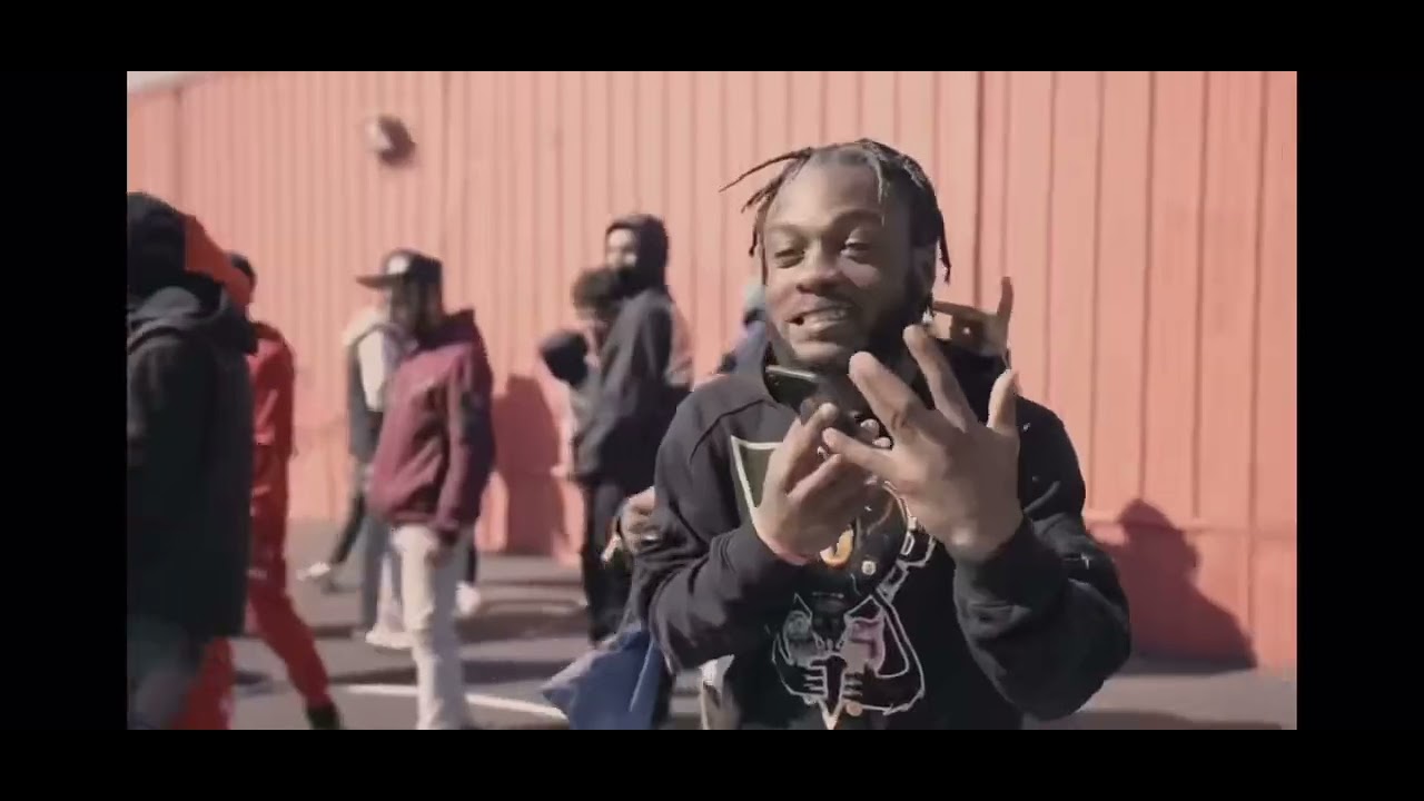 Brooklyn Rapper Lotti Smoking lotti and rah - YouTube