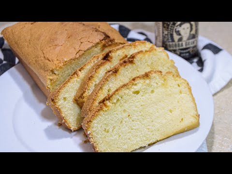 sour-cream-pound-cake-recipe---how-to-make-a-sour-cream-pound-cake-without-sinking