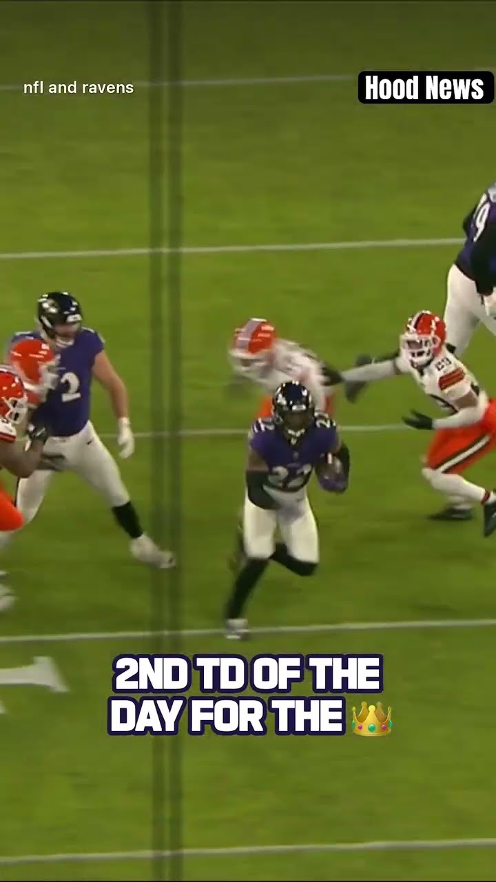 King Henry #hoodnews #derrickhenry #ravens #NFL #football #sports #omg #how #wow #run #shortvideo
