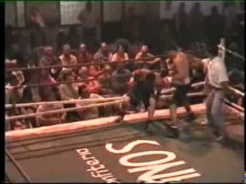 Hctor Martn "El Violento" Trinidad vs. Juan Marcel...