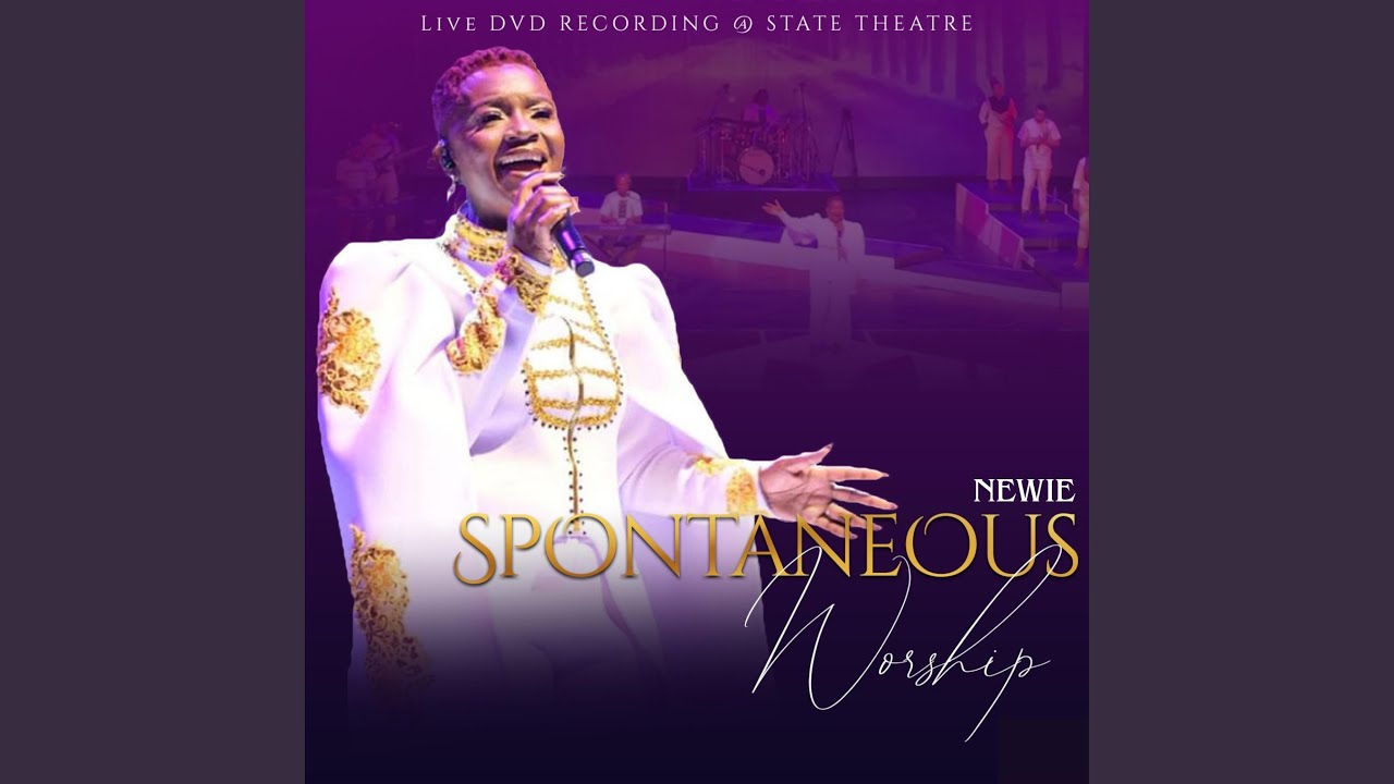 Mukhethwa (Live) (Live)