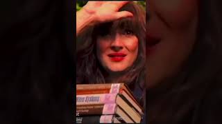 Lovely joyce byers🌺🦋🎀😴