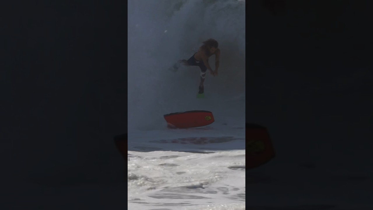 Crazy Flight Approach! 