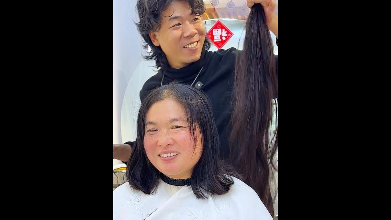 告别十年长发，解锁“减龄魔法”！长发大姐气质逆袭的秘密，看完你想剪吗？