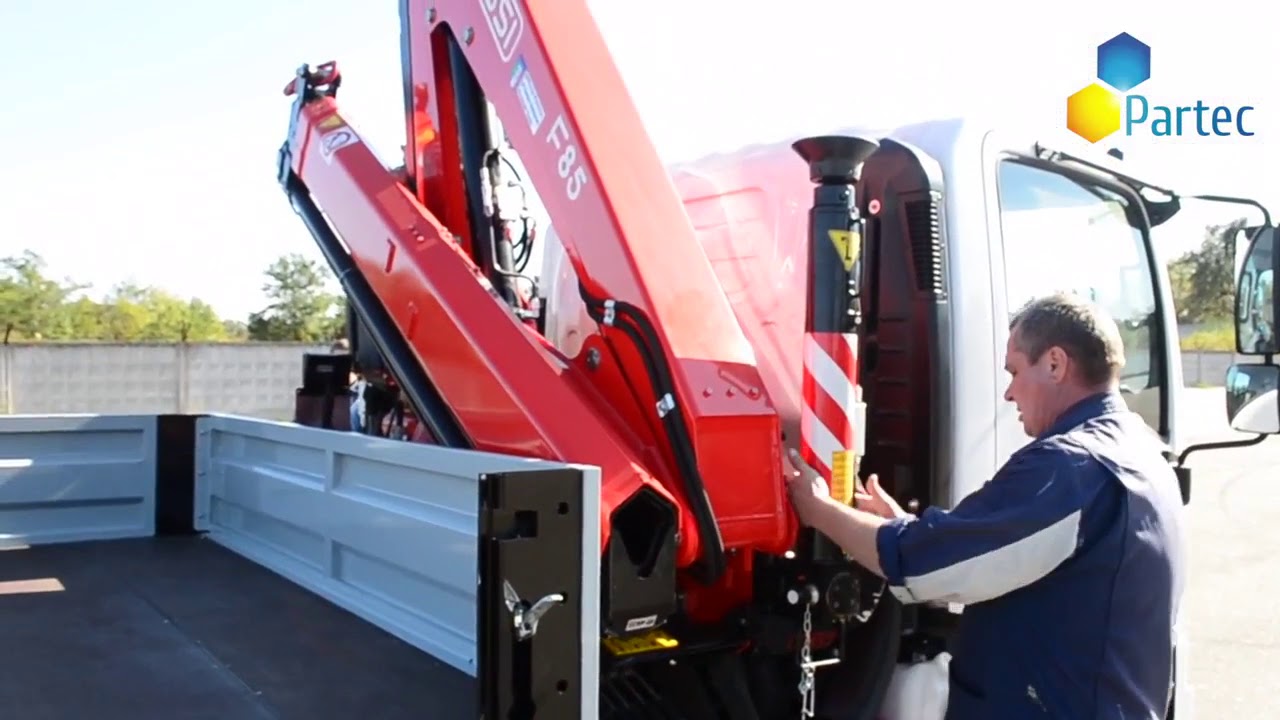 Fassi F85 Кран манипулятор Fassi f85 - YouTube