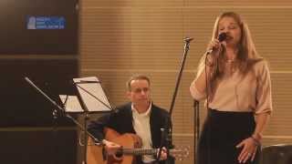 Marija Husar - Došli smo ti Majko draga (Kraljici Mira) uživo Studio 3 Radio MIR Međugorje chords