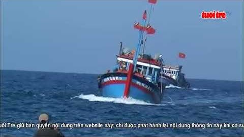 Tặng 1.000 lá cờ Tổ quốc cho ngư dân Lý Sơn