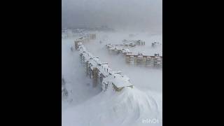 Russia’s Kamchatka Peninsula buried under 3–12 meters of snow.A once-in-a-century blizzard. 🇷🇺❄️