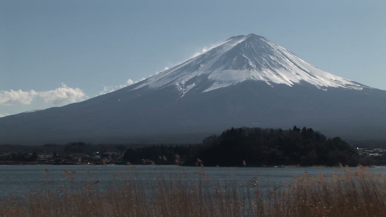 2026 元旦の河口湖大石公園の富士と冬景色4K - YouTube