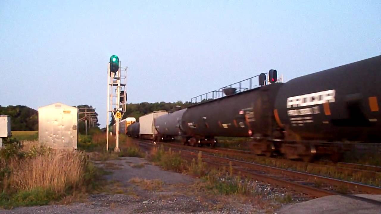 Perfect Two Train Meet with Defect Detectors! YouTube