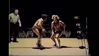 Paul Jones vs Steve Regal 1979